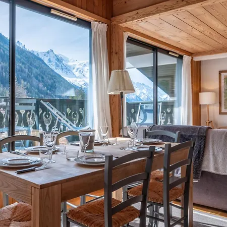 Beautiful With Superb View Of Mont Blanc *
