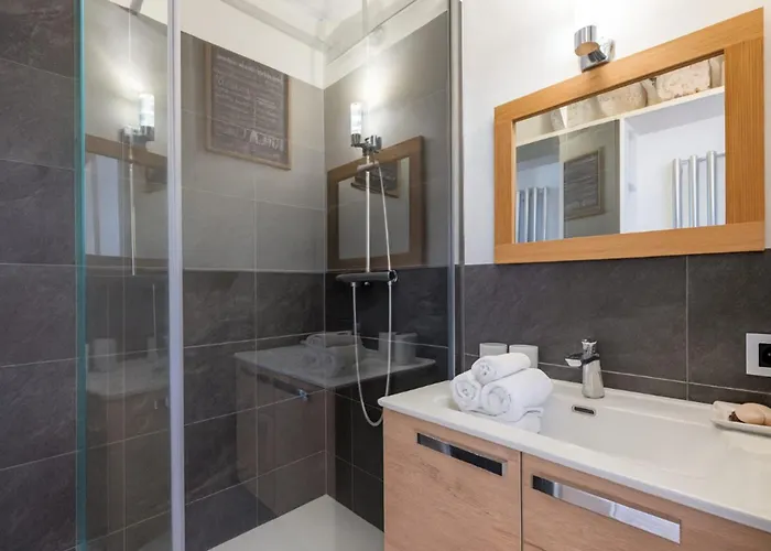 Close To The Slopes View Of Mont Blanc * Chamonix Mont Blanc